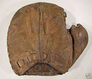 Lou Gehrig Mizuno Back